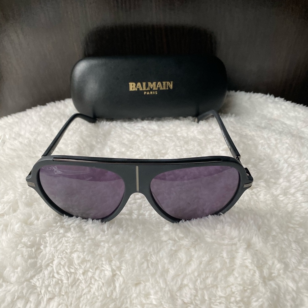 Balmain Aviator Never Worn